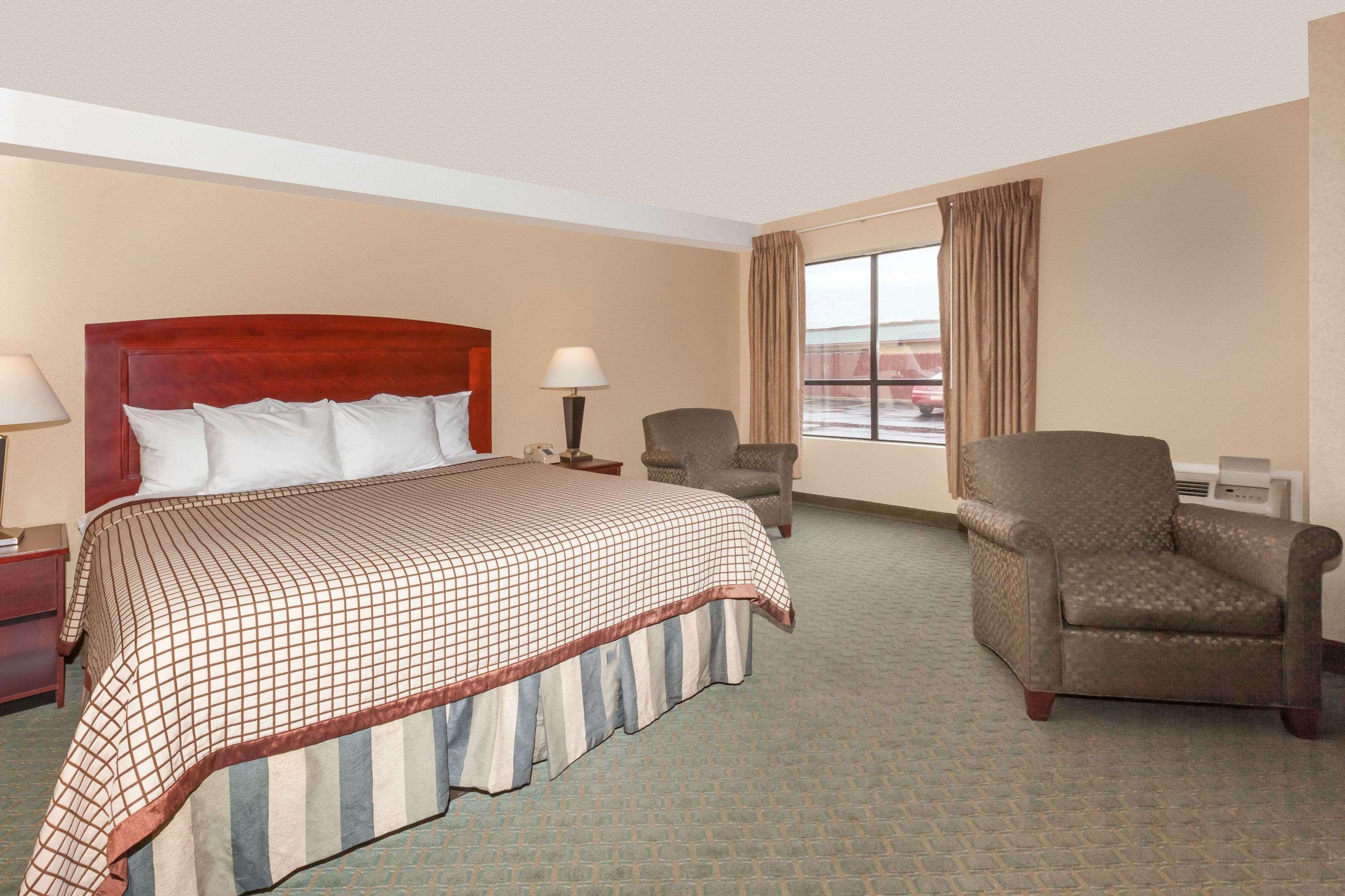 Days Inn By Wyndham Utica Luaran gambar