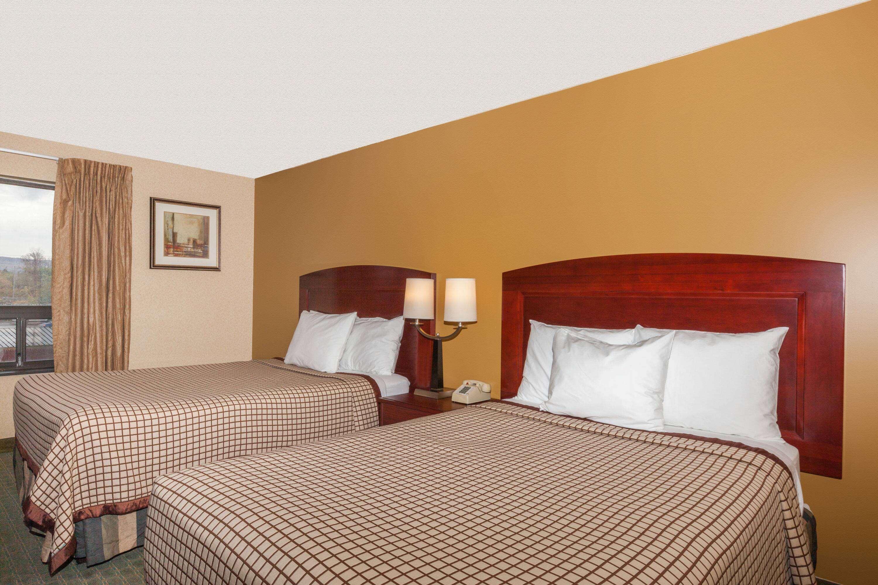 Days Inn By Wyndham Utica Luaran gambar